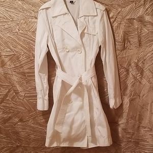 Vintage Gap trench coat white